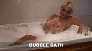 Dani Thompson Bubble Bath Video